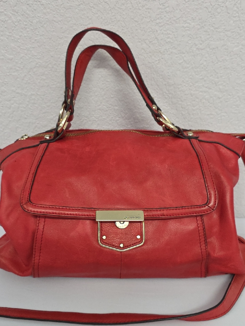 B. Makowsky Red Genuine Leather Shoulder Bag  Gold Hardware Crossbody Purse